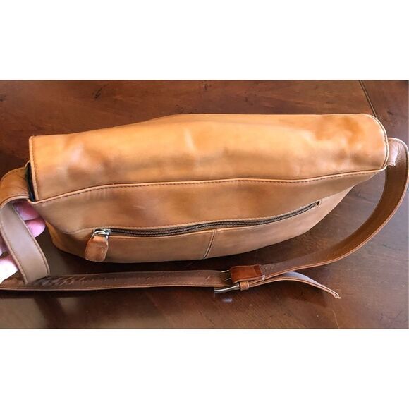 ST. JOHN’S BAY - Brown Smooth Leather Saddle-Bag-Style Crossbody/Shoulder Bag - Picture 8 of 16